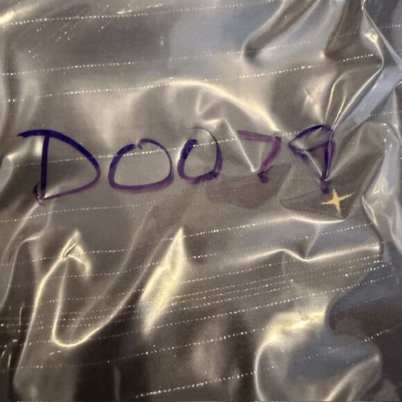 Lovers & Friends Georgie Star Bright Blouse Chiffon Ruffle Black Gold Size Small - Picture 11 of 11